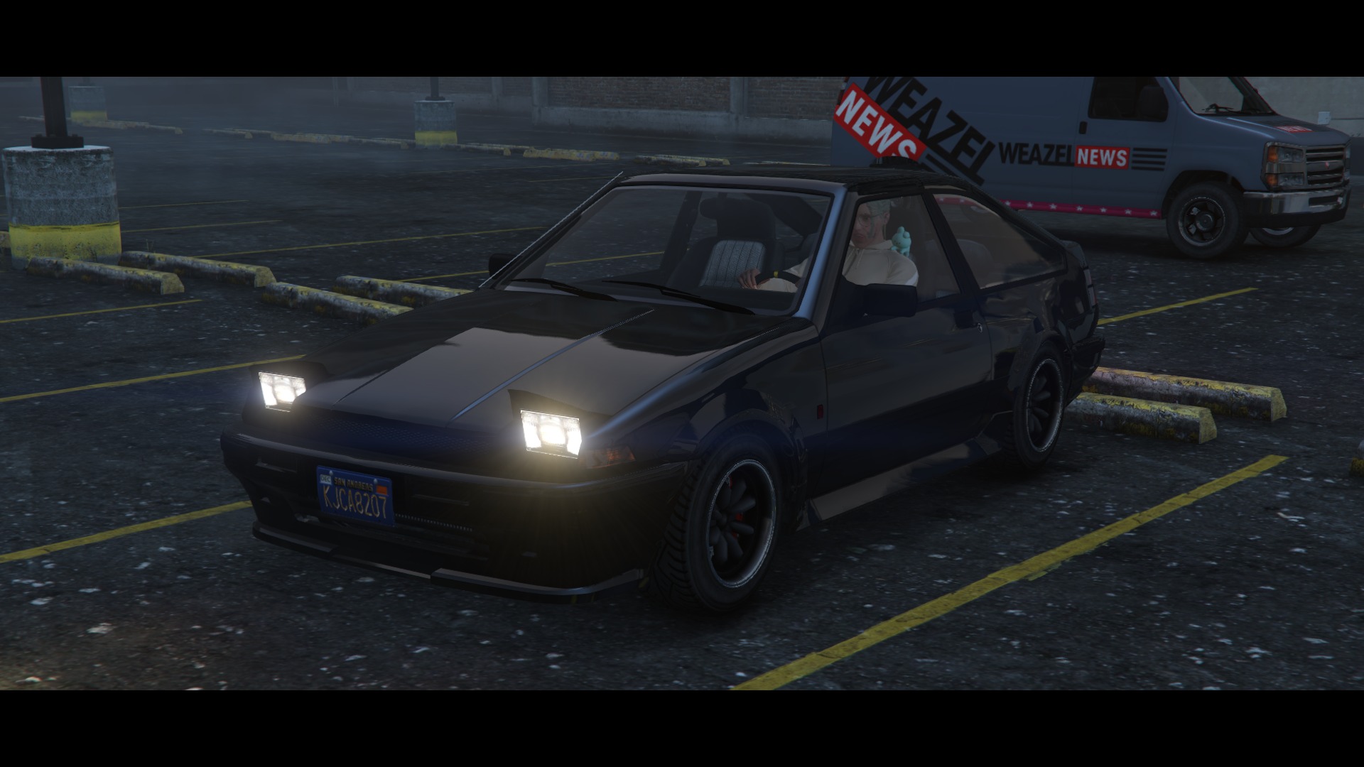 サムネイル：三台目